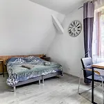 Pod Zegarem - W Cenie Parking, Szybkie Wifi, Duzy Ogrod, Wiata Grilowa! בית אירוח