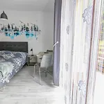 Pod Zegarem - W Cenie Parking, Szybkie Wifi, Duzy Ogrod, Wiata Grilowa!