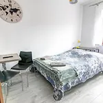 Pod Zegarem - W Cenie Parking, Szybkie Wifi, Duzy Ogrod, Wiata Grilowa! Krynica Zdroj