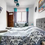 Pod Zegarem - W Cenie Parking, Szybkie Wifi, Duzy Ogrod, Wiata Grilowa! *