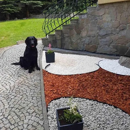 Pod Zegarem - W Cenie Parking, Szybkie Wifi, Duzy Ogrod, Wiata Grilowa!