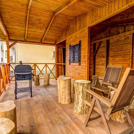 Pod Zegarem - W Cenie Parking, Szybkie Wifi, Duzy Ogrod, Wiata Grilowa! *