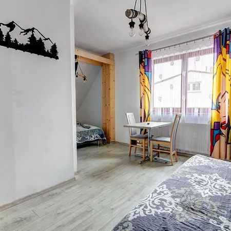 Pod Zegarem - W Cenie Parking, Szybkie Wifi, Duzy Ogrod, Wiata Grilowa! Homestay szállás *