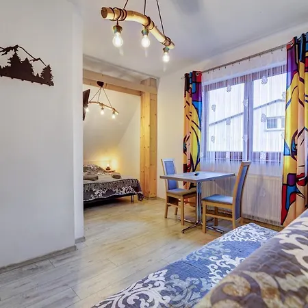 Pod Zegarem - W Cenie Parking, Szybkie Wifi, Duzy Ogrod, Wiata Grilowa! Privat bolig *