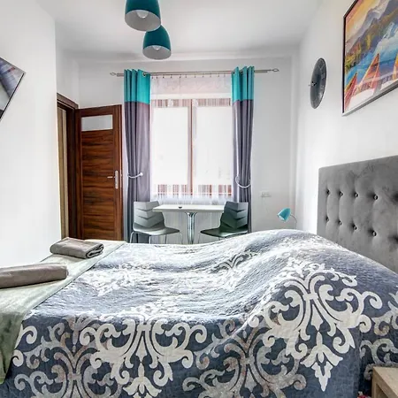 Pod Zegarem - W Cenie Parking, Szybkie Wifi, Duzy Ogrod, Wiata Grilowa! *